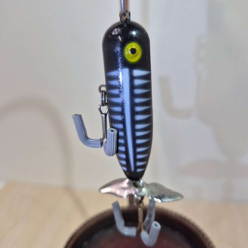 Cordell snub nose Fishing‎ Lure Black Bone Shore Minnow Propeller Bait